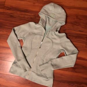 Lululemon 🍋 mint fleece jacket.